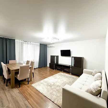 Center Location 2 Bedrooms * Kisinyov