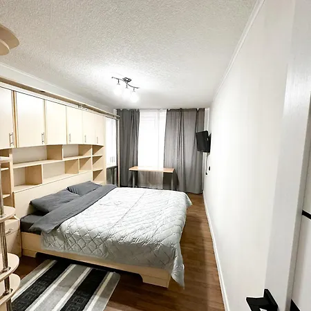 Center Location 2 Bedrooms * Kisinyov